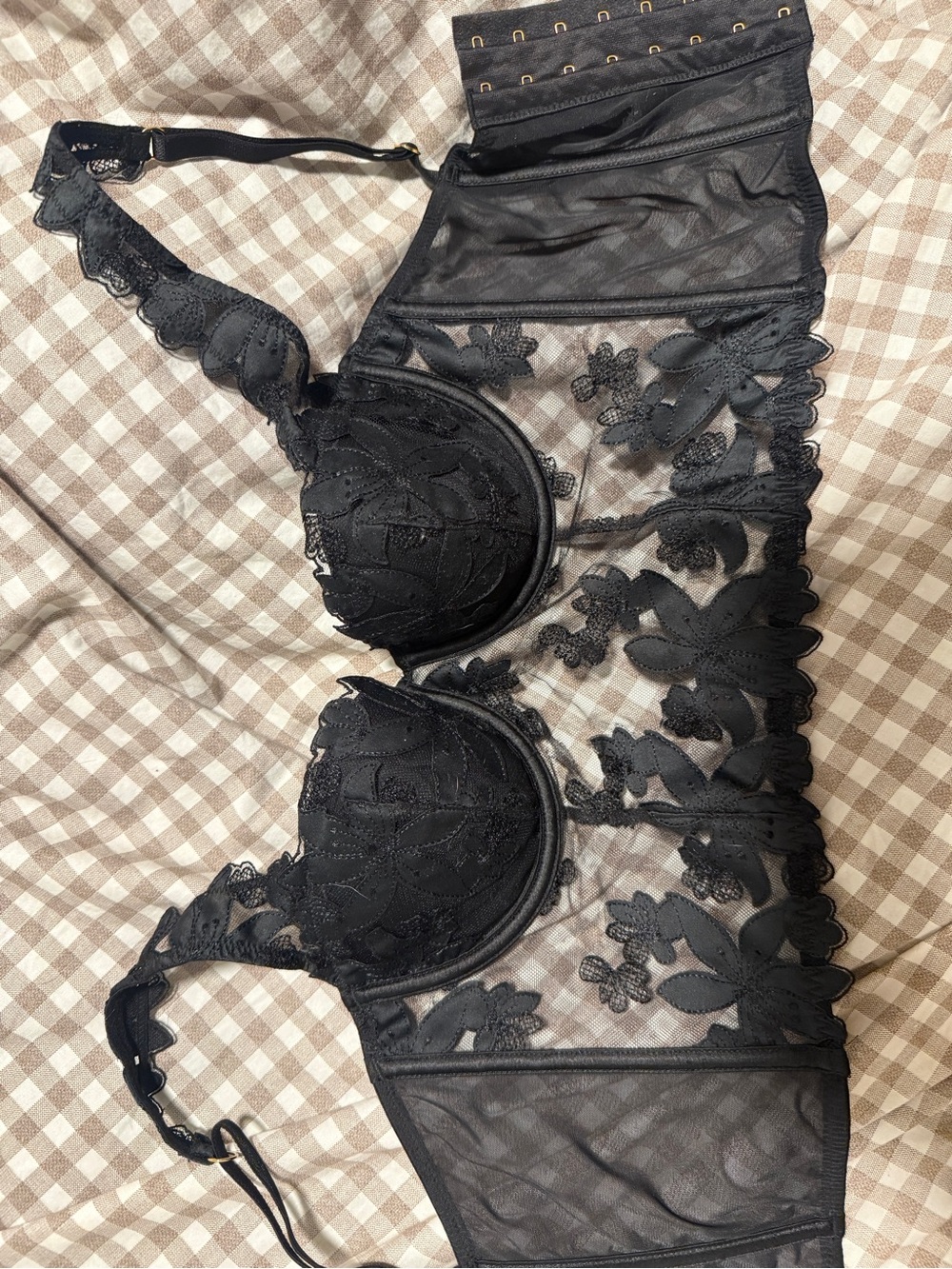 Black Lace Underwire Longline Bra - Women's Intimates
